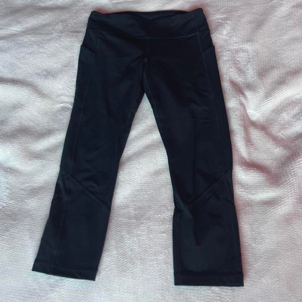 Lululemon crop yoga pants